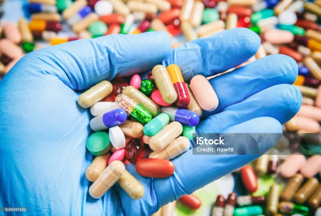 Comparators Sourcing & Distribution service image